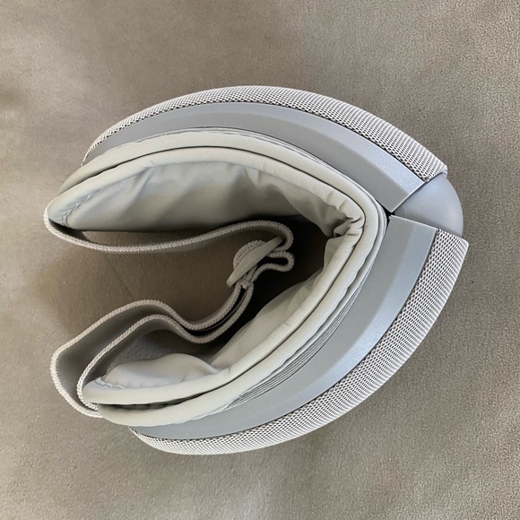 Aura Migraine Relief Mask. Like-New Condition. - Picture 5 of 8